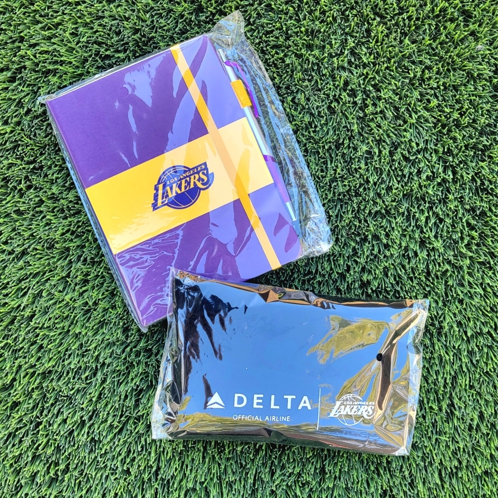 Los Angeles Lakers Notebook and Delta Travel Kit | In-Arena Game Giveaways